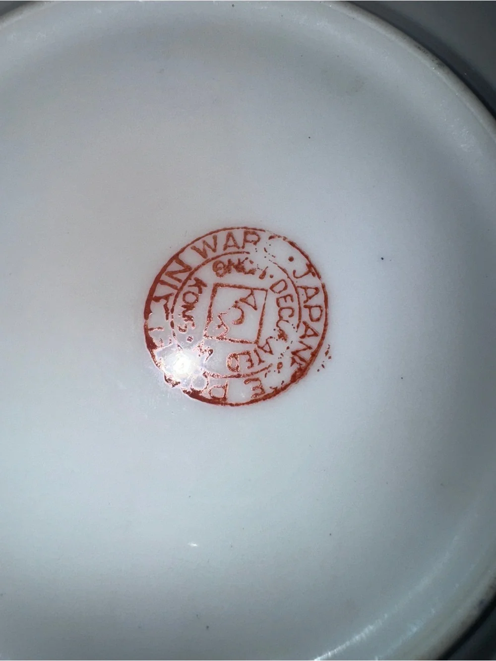 Vntg ACF Japanese Porcelain Plates in Hong Kong Famille Rose Floral Set of 18